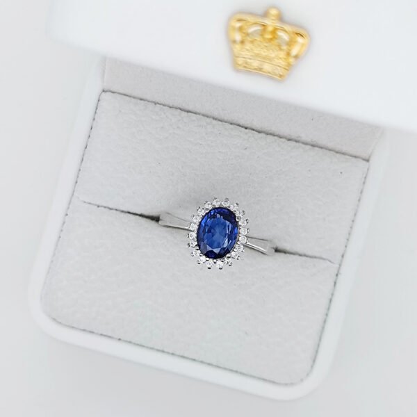 Silver 925 Ring Cluster with Blue Sapphire