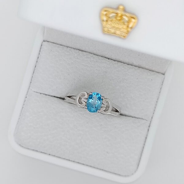 Silver 925 Ring with Blue Topaz